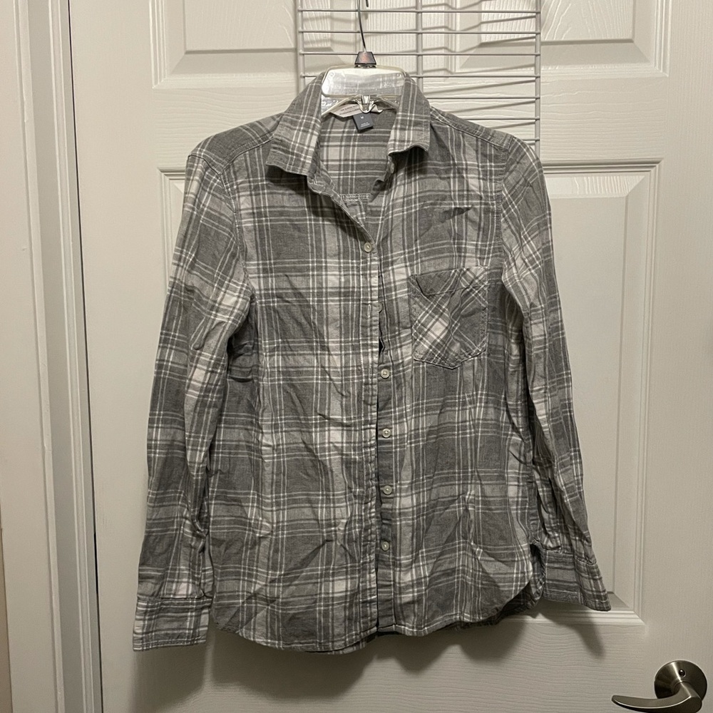 Old navy flannel shirt